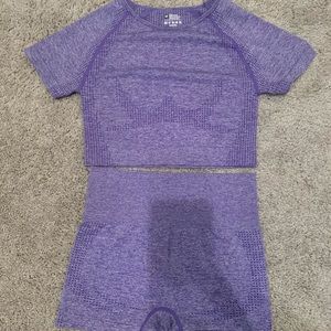 Matching seamless set